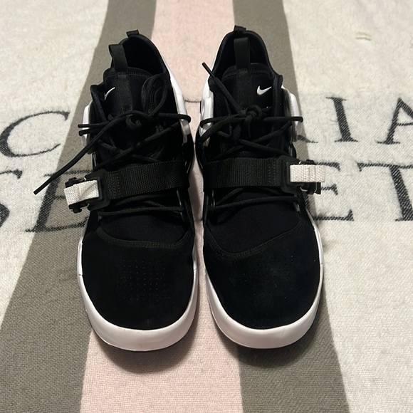 Men’s Nike Air Force 270 - Picture 4 of 4